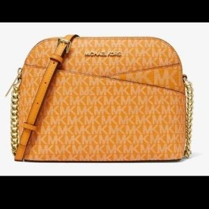 Michael kors crossbody bag
